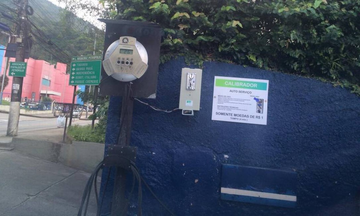 Posto no ES passa a cobrar R$ 1 para calibrar pneus de quem não abastece