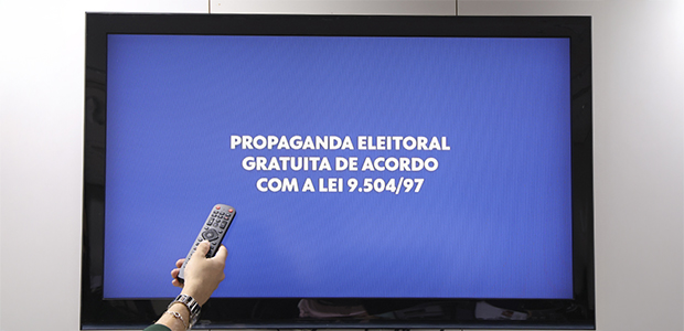 Propaganda eleitoral gratuita no rádio e na TV termina nesta quinta-feira